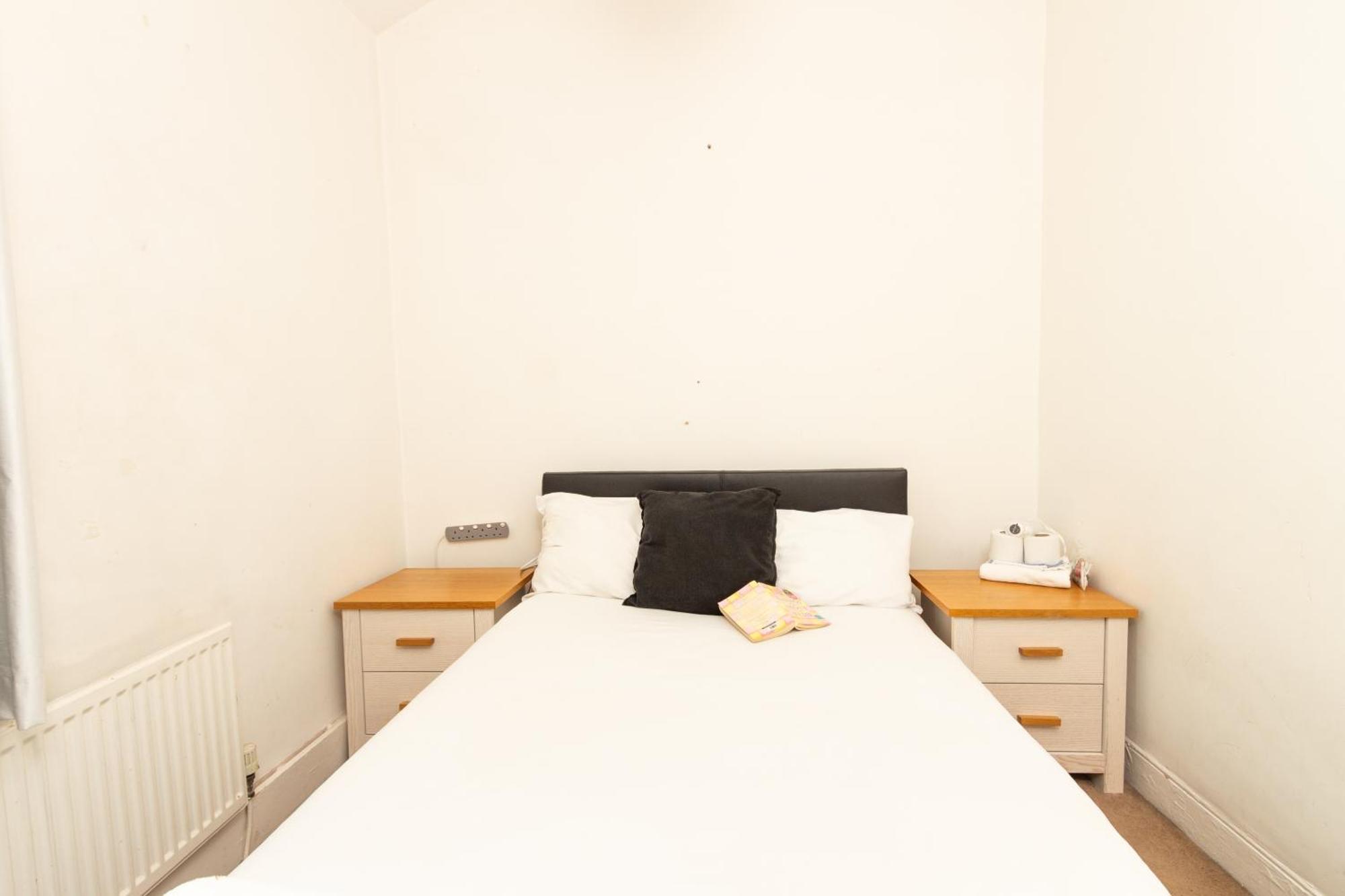 Lovely Private Rooms Near Mcr Centre Манчестер Экстерьер фото